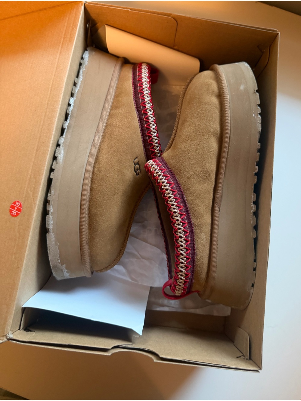 UGG Tazz Platform